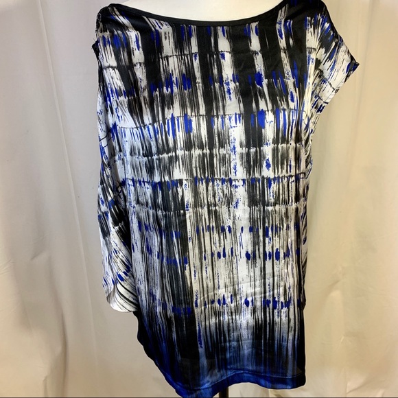 Unique Asymmetrical Kenneth Cole Top - Picture 1 of 7